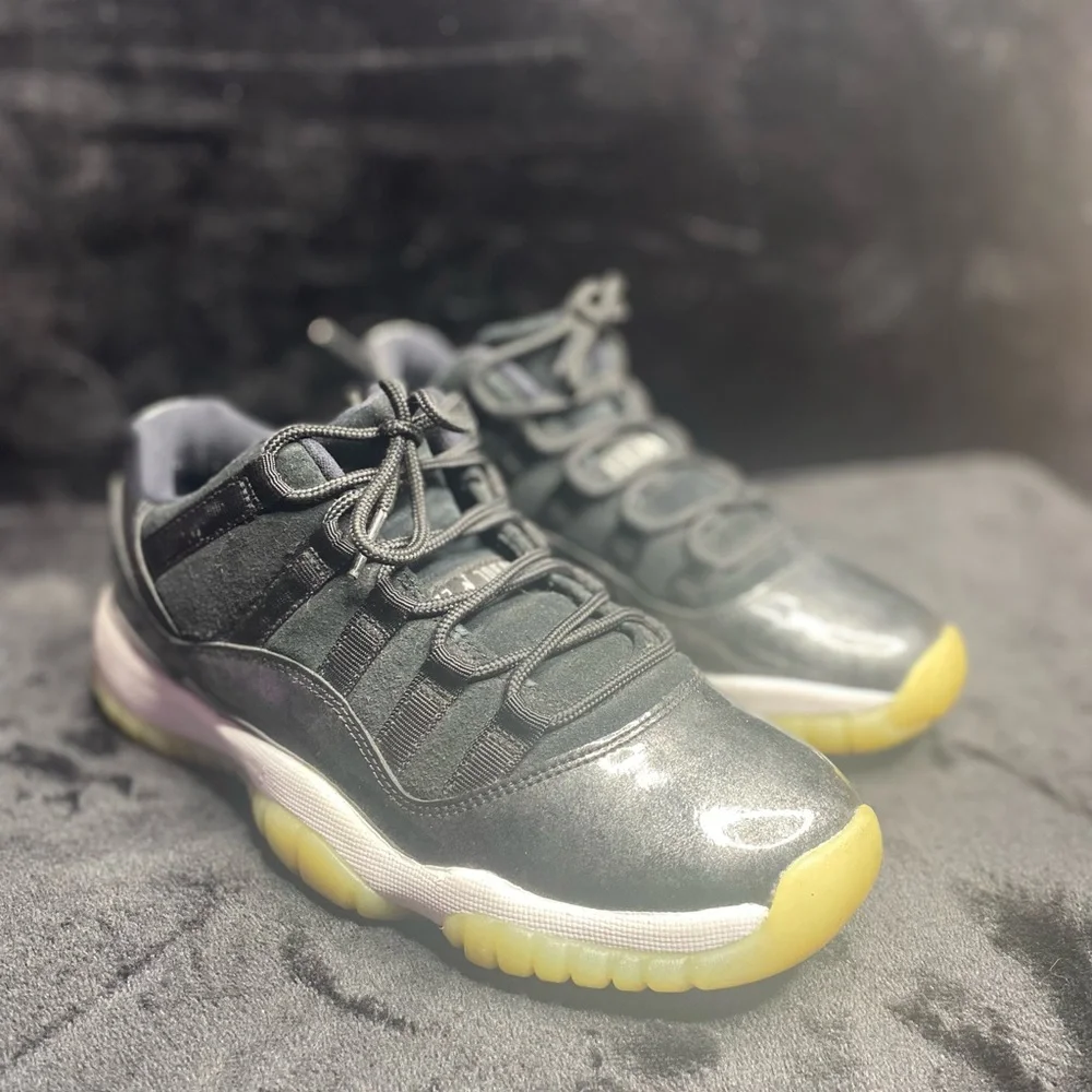 Air Jordan Black Barons 11 Retro Low Sneakers, Size: 7 (5½ - GS) - Picture 3 of 4